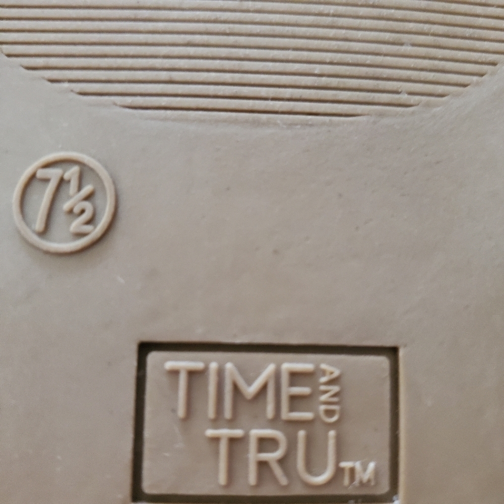 Time and true sandle - Picture 5 of 9